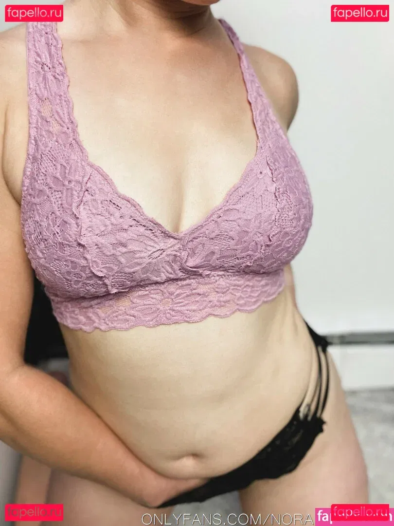 Norah Nickola Onlyfans Photo Gallery 