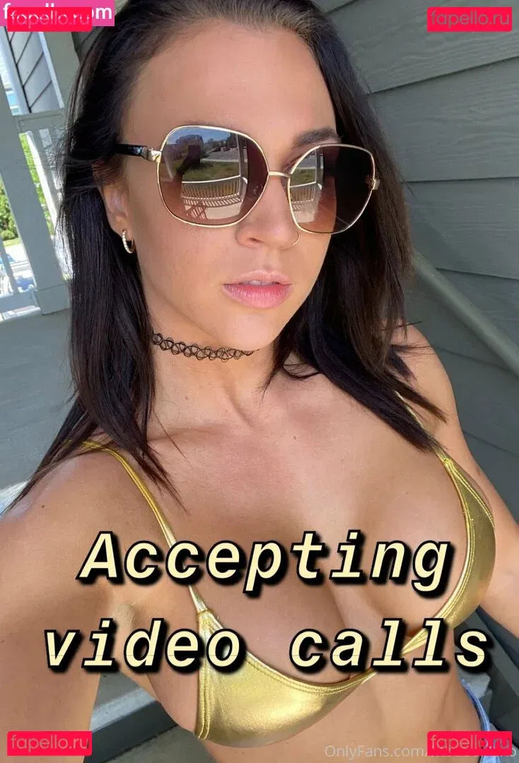 zoeytaylor.xxx Onlyfans Photo Gallery 