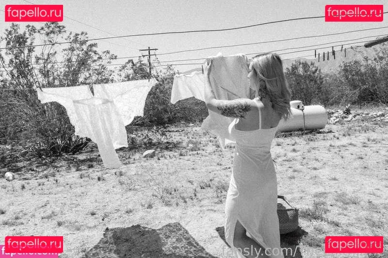 Lili Jane Onlyfans Photo Gallery 