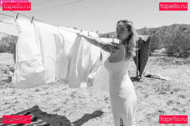 Lili Jane Onlyfans Photo Gallery 