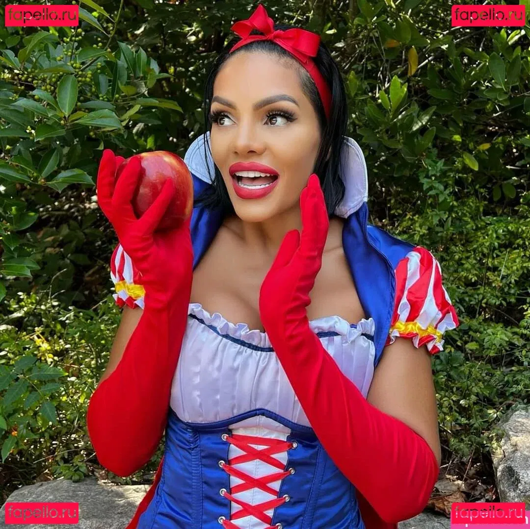 NinaUnrated Onlyfans Photo Gallery 