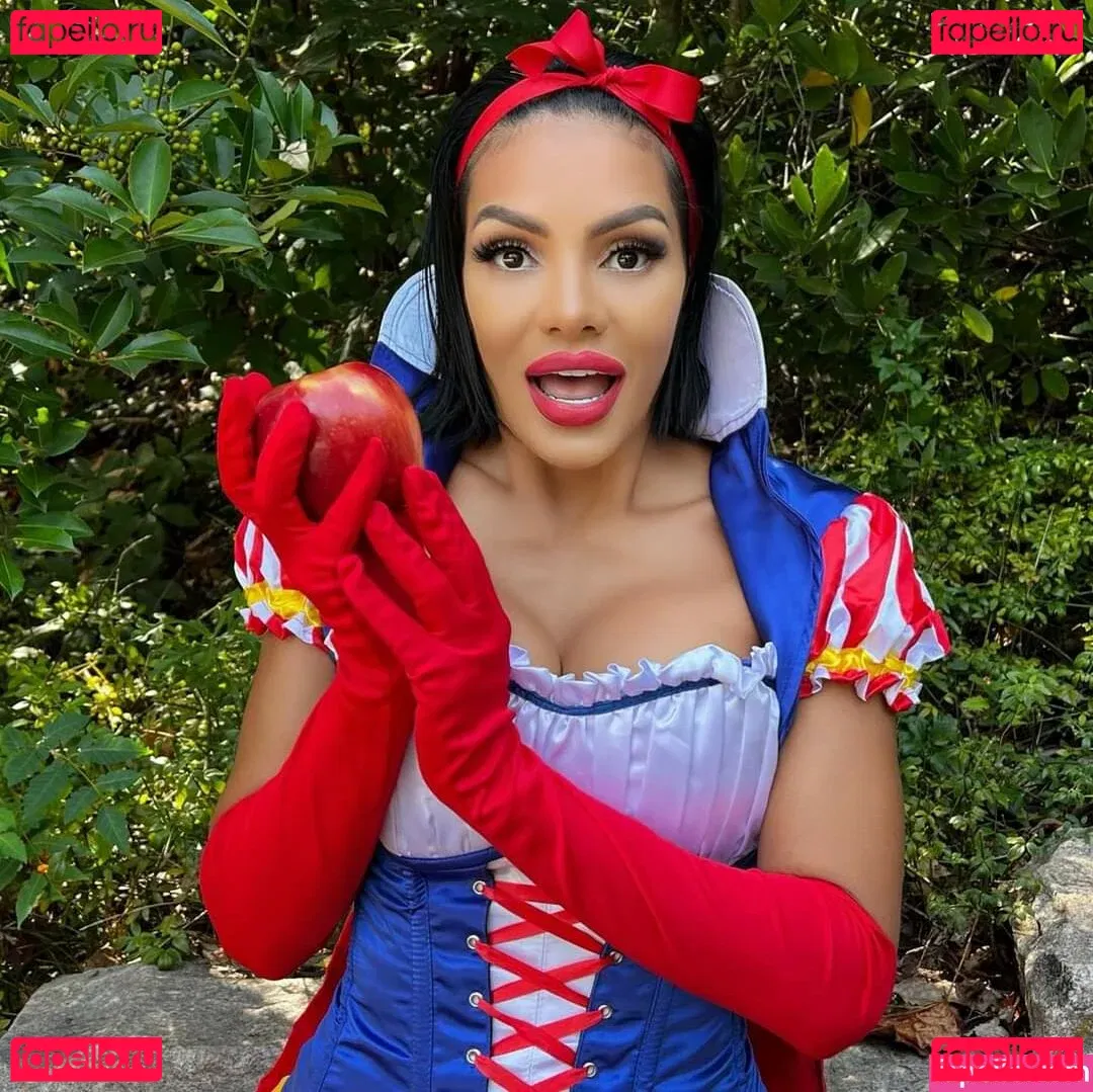 NinaUnrated Onlyfans Photo Gallery 