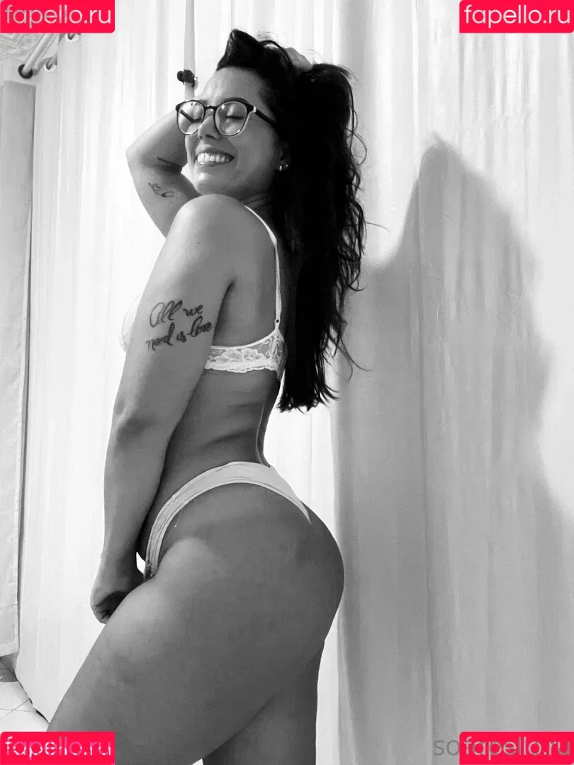 Luna Soares Onlyfans Photo Gallery 