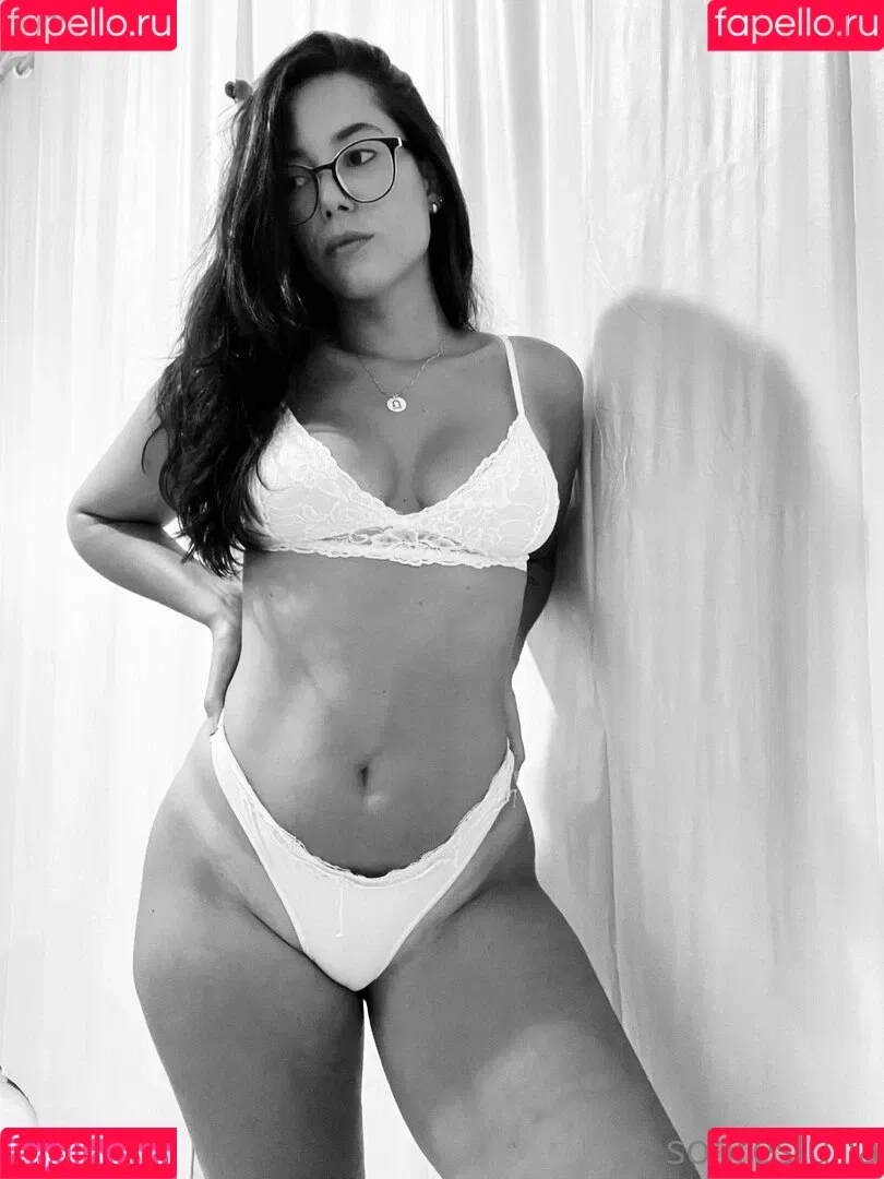 Luna Soares Onlyfans Photo Gallery 