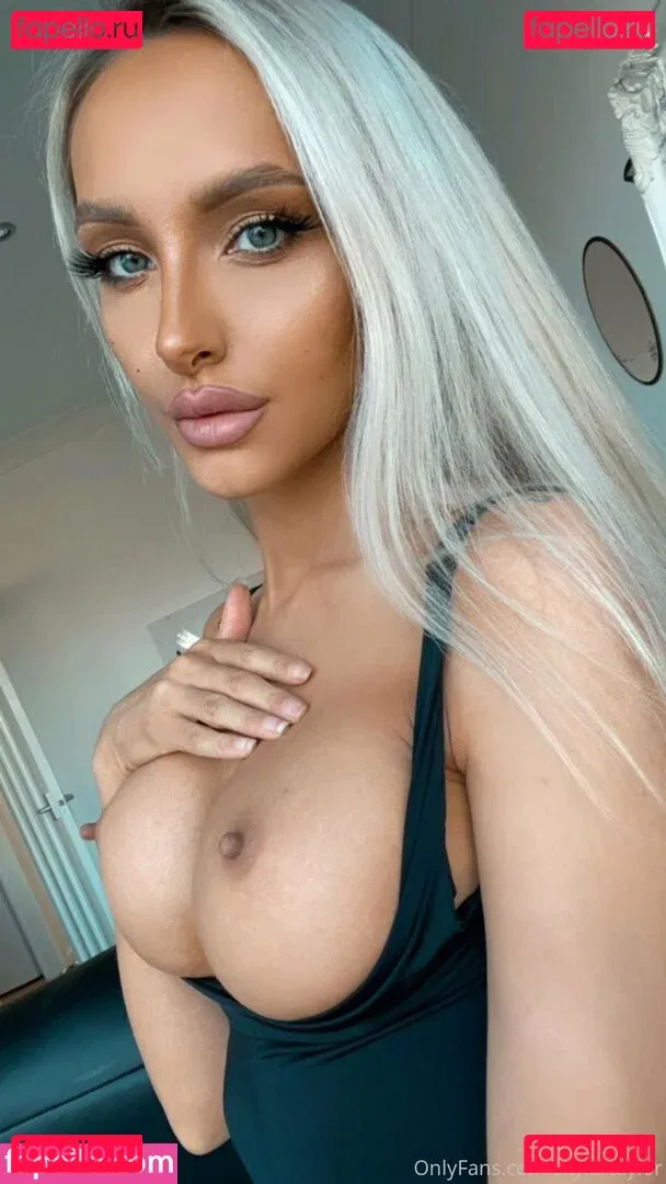skylartaylor Onlyfans Photo Gallery 