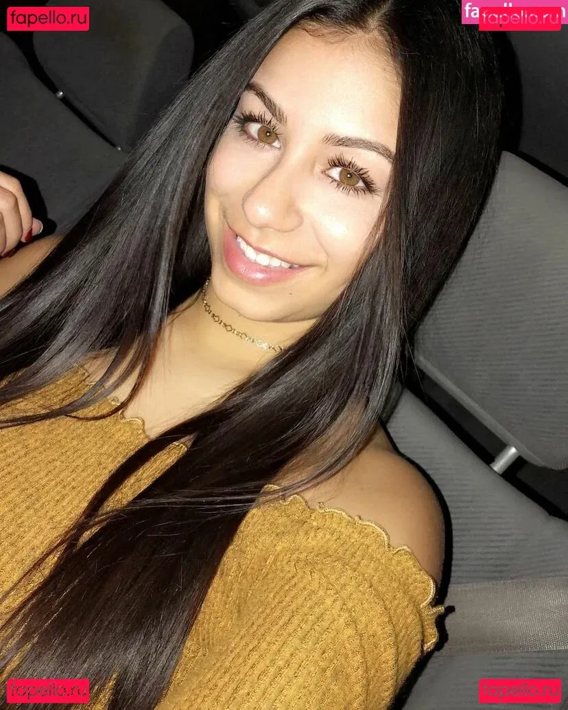 Destiny Rodriguez Onlyfans Photo Gallery 