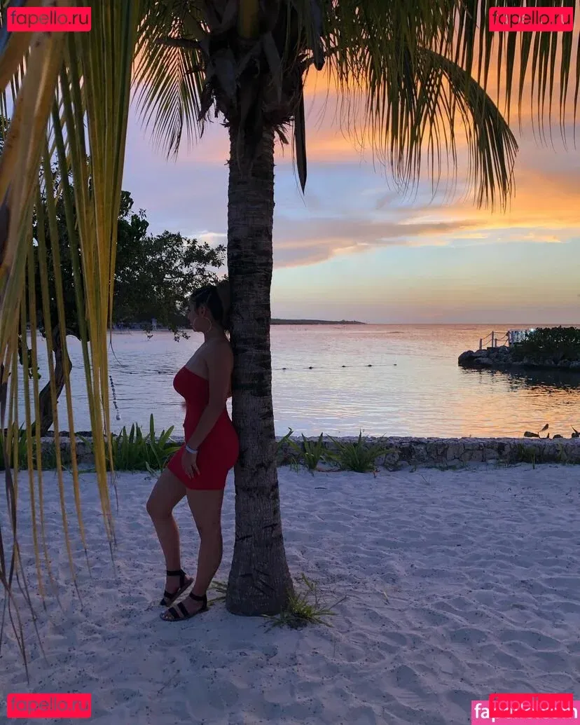 Destiny Rodriguez Onlyfans Photo Gallery 