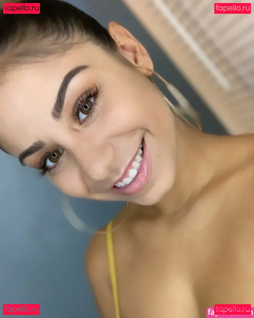 Destiny Rodriguez Onlyfans Photo Gallery 