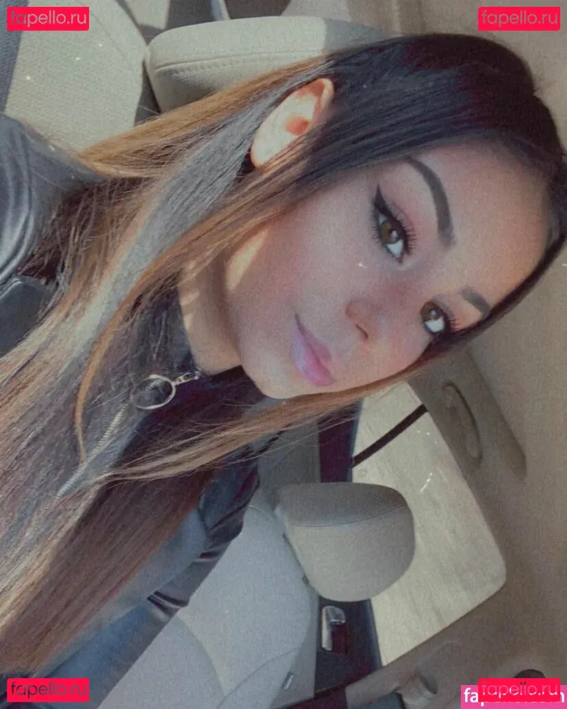 Destiny Rodriguez Onlyfans Photo Gallery 