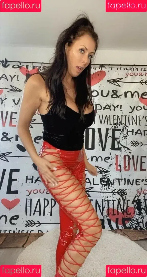 Reagan Foxx Onlyfans Photo Gallery 