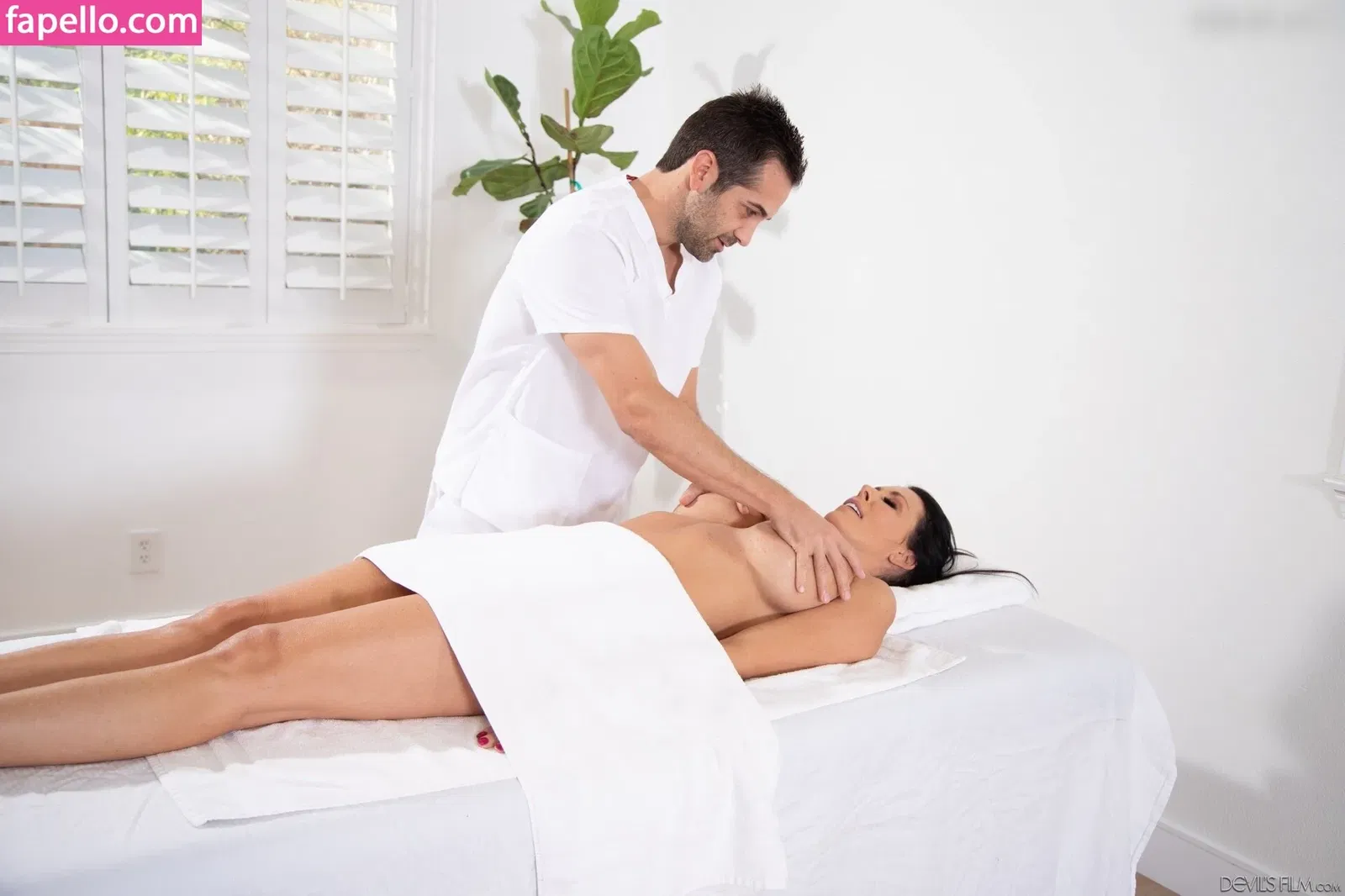 Reagan Foxx Onlyfans Photo Gallery 