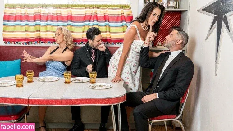 Reagan Foxx Onlyfans Photo Gallery 