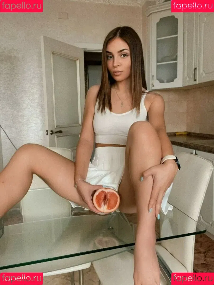 Tasya Mini Onlyfans Photo Gallery 