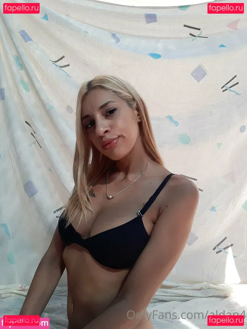 crystaldi1 Onlyfans Photo Gallery 