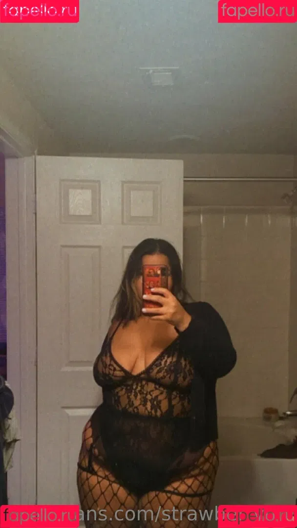 strawberryuni Onlyfans Photo Gallery 