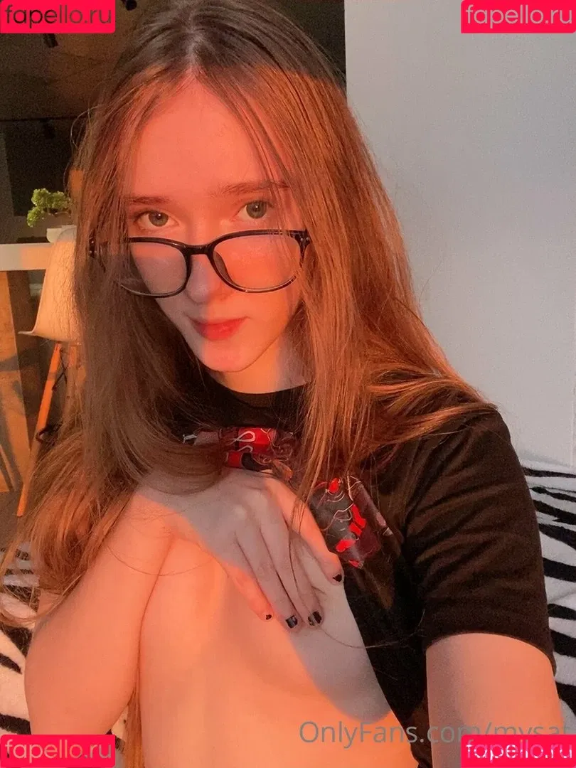Mysat Onlyfans Photo Gallery 