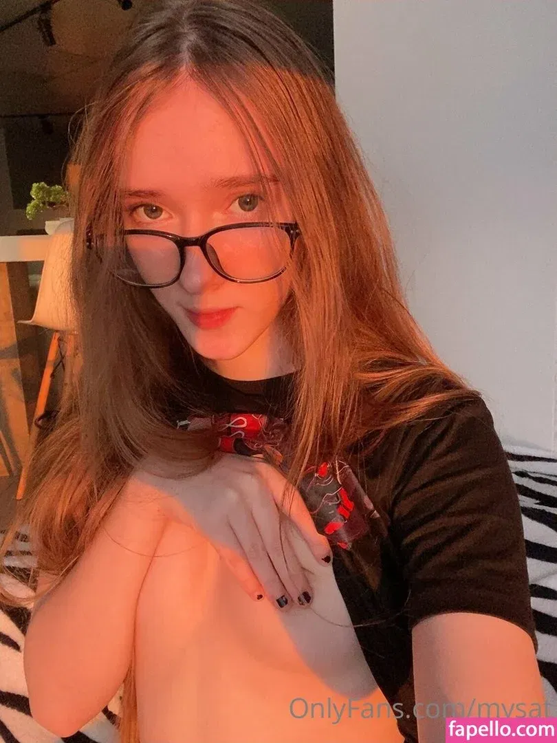 Mysat Onlyfans Photo Gallery 
