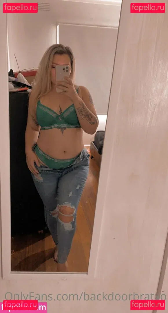 backdoorbratxo Onlyfans Photo Gallery 