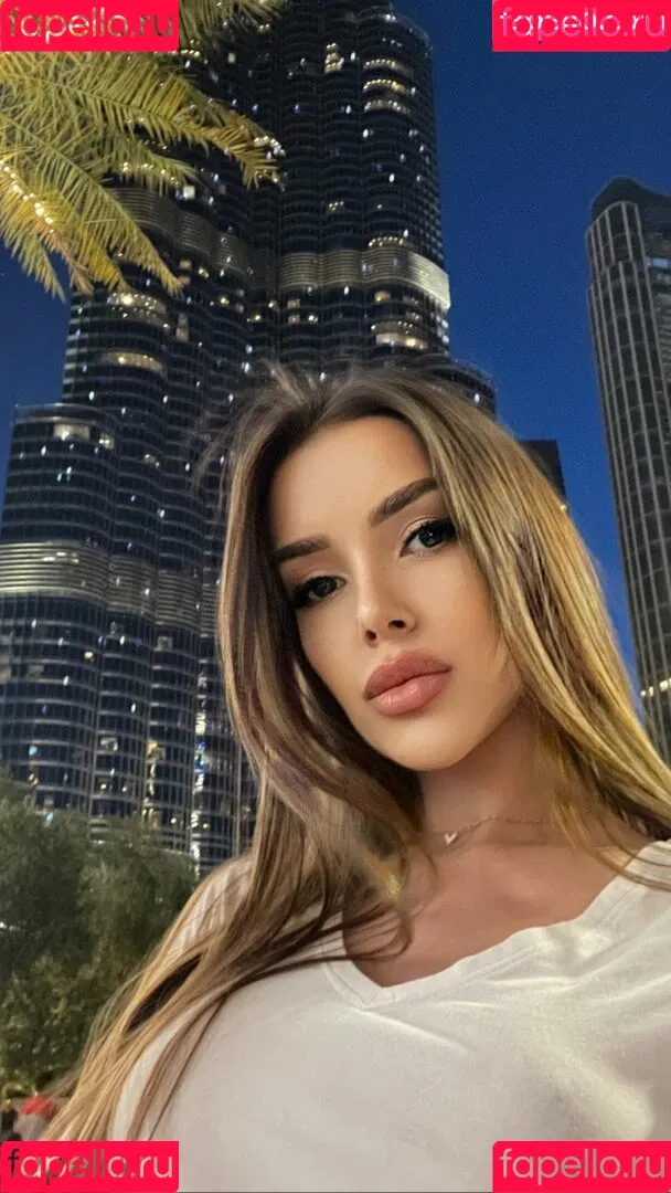 Lily_Off_Valley Onlyfans Photo Gallery 