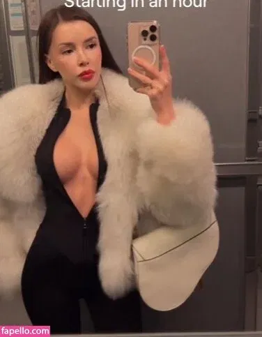 Lily_Off_Valley Onlyfans Photo Gallery 