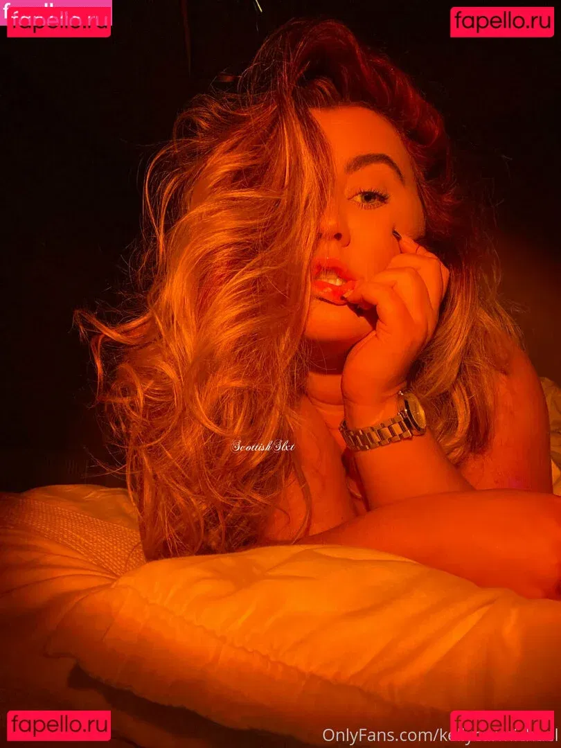 kellycarmichael Onlyfans Photo Gallery 