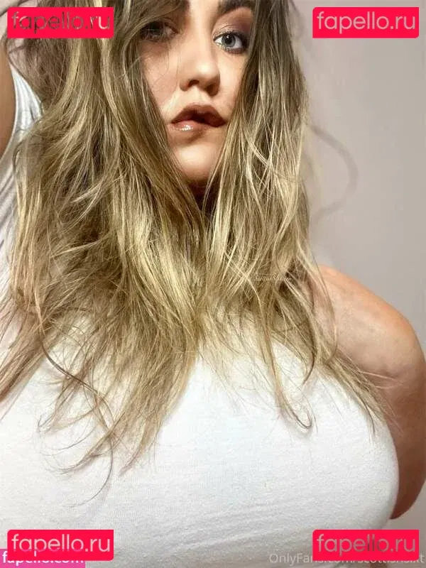 kellycarmichael Onlyfans Photo Gallery 