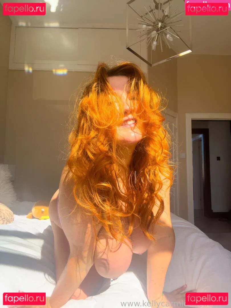 kellycarmichael Onlyfans Photo Gallery 