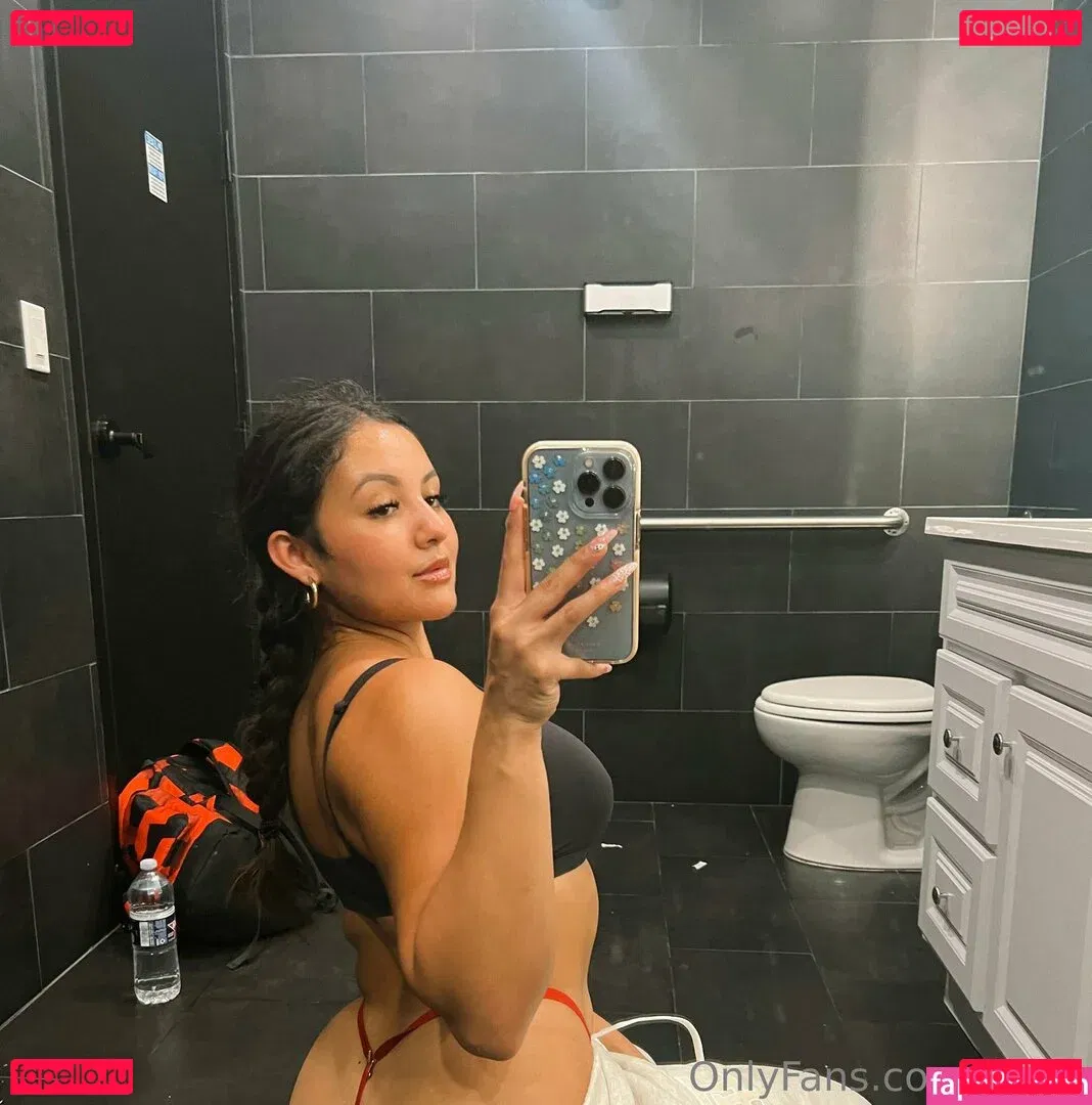 lit.lys Onlyfans Photo Gallery 