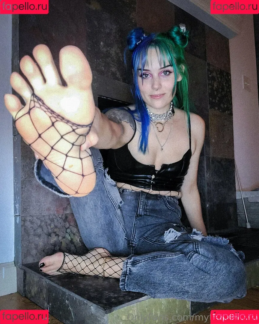 mythicmaggs Onlyfans Photo Gallery 