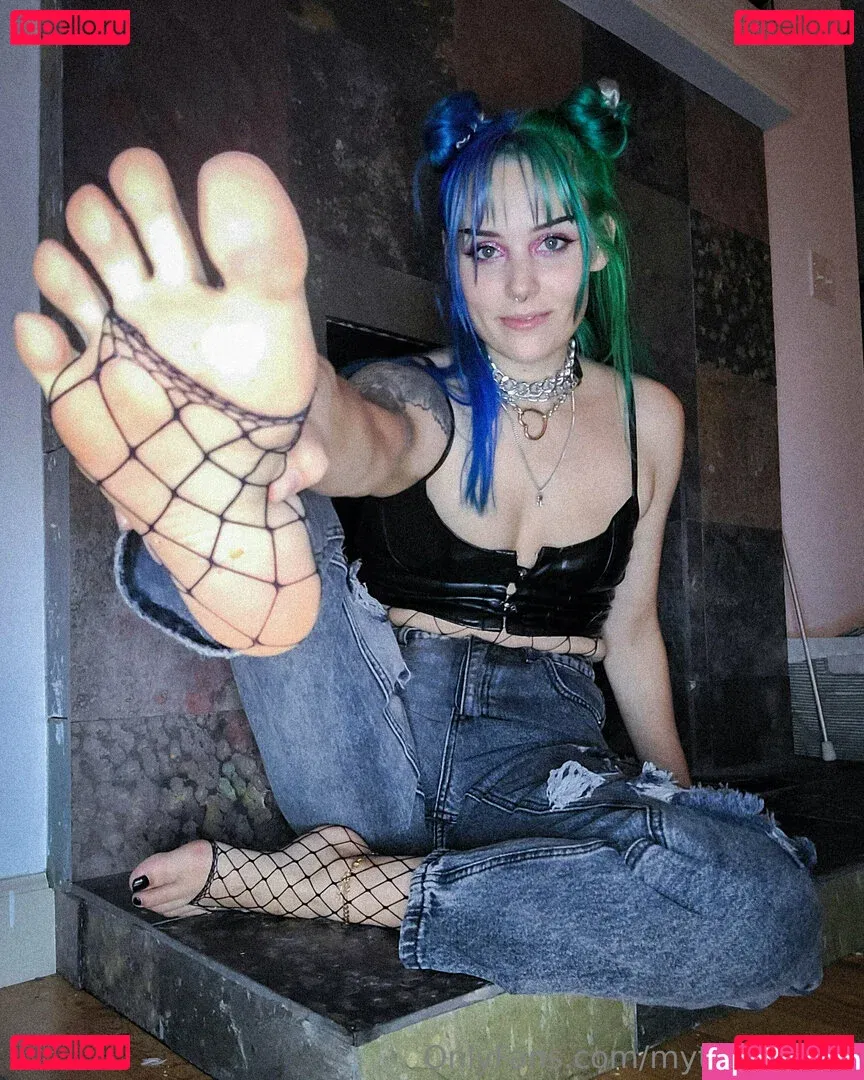 mythicmaggs Onlyfans Photo Gallery 