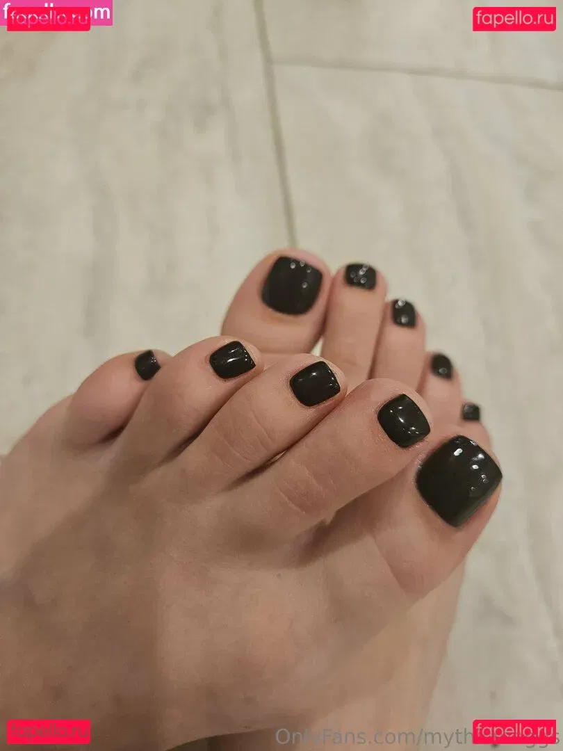 mythicmaggs Onlyfans Photo Gallery 