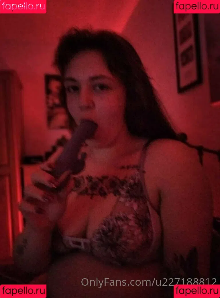 u227188812 Onlyfans Photo Gallery 