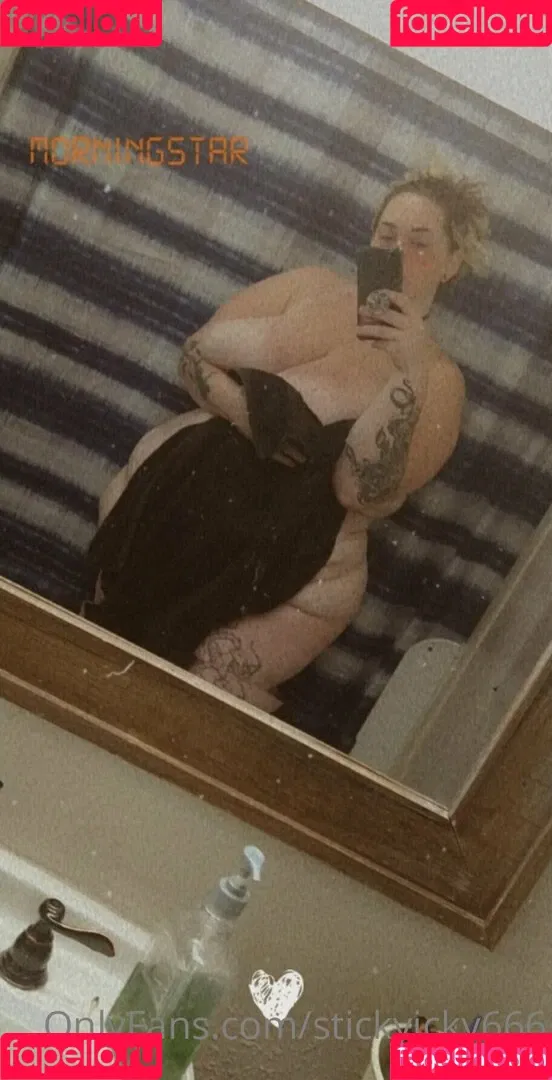 stickyicky666 Onlyfans Photo Gallery 
