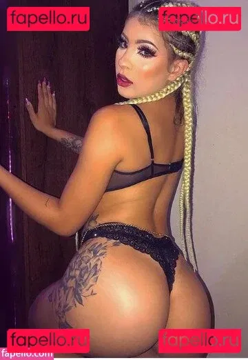 Sarah Stefany Onlyfans Photo Gallery 