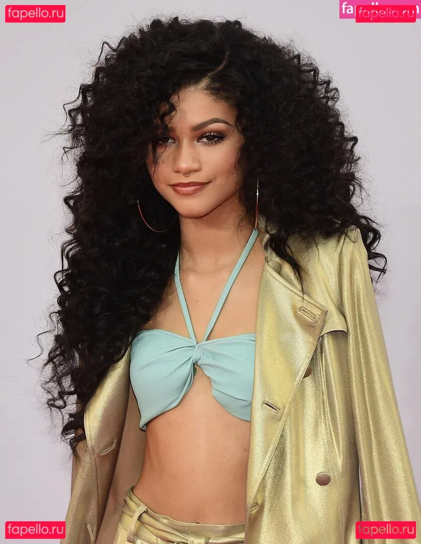 Zendaya Coleman Onlyfans Photo Gallery 