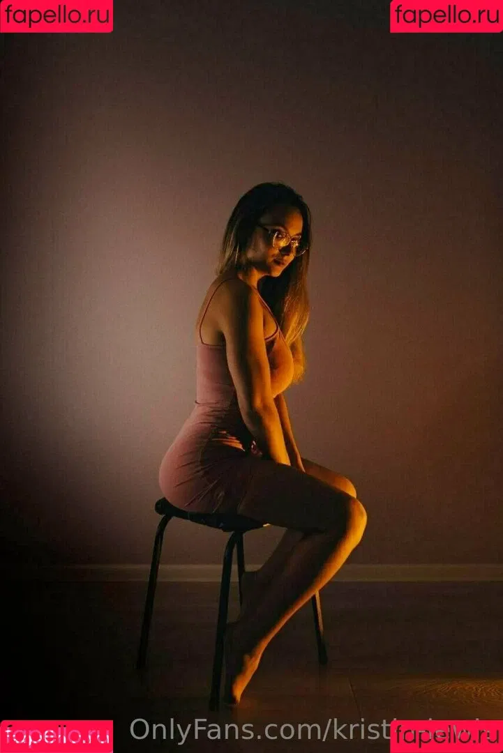 kristin-lewis Onlyfans Photo Gallery 