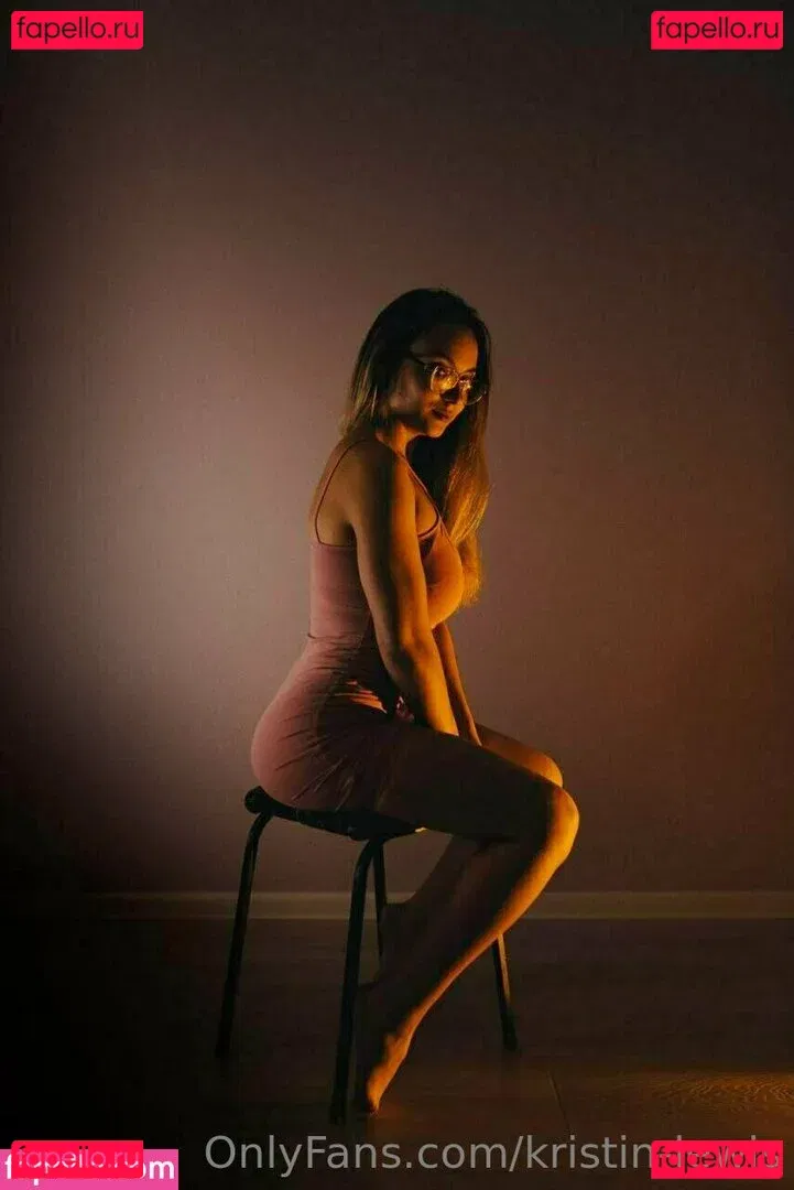 kristin-lewis Onlyfans Photo Gallery 