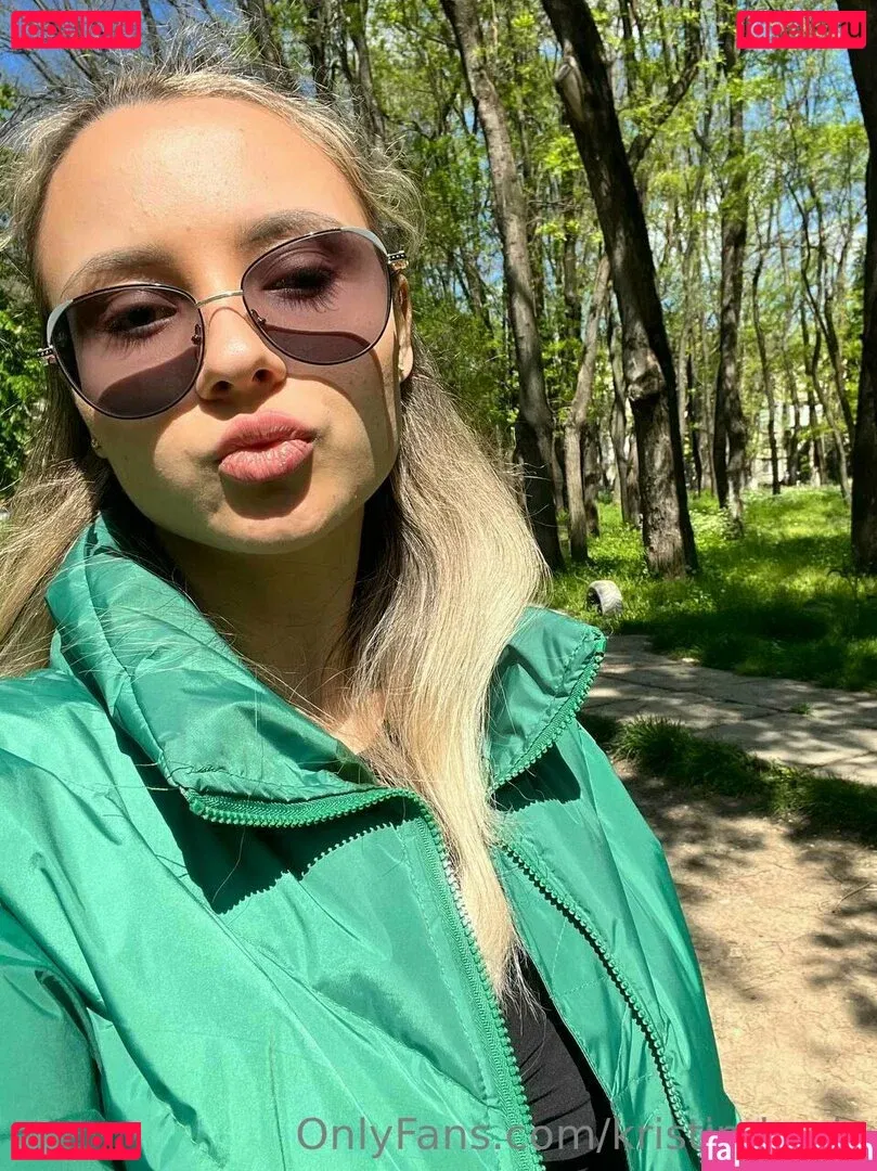 kristin-lewis Onlyfans Photo Gallery 