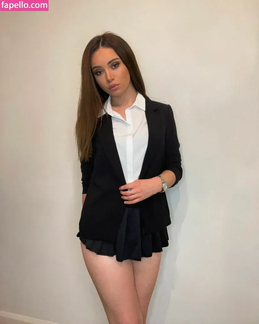 Remy Richie Onlyfans Photo Gallery 