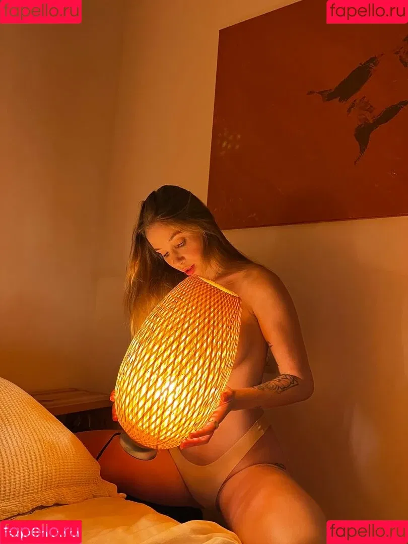 MaryPoppins21 Onlyfans Photo Gallery 