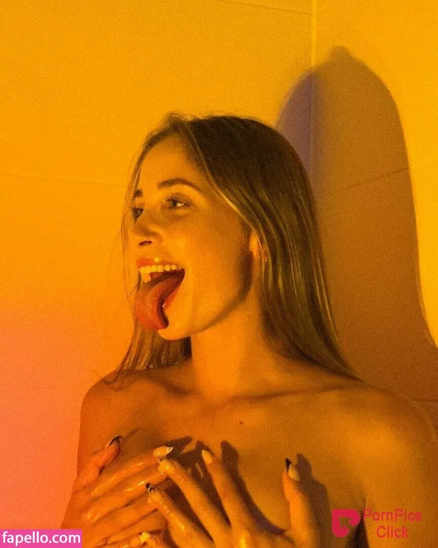 MaryPoppins21 Onlyfans Photo Gallery 