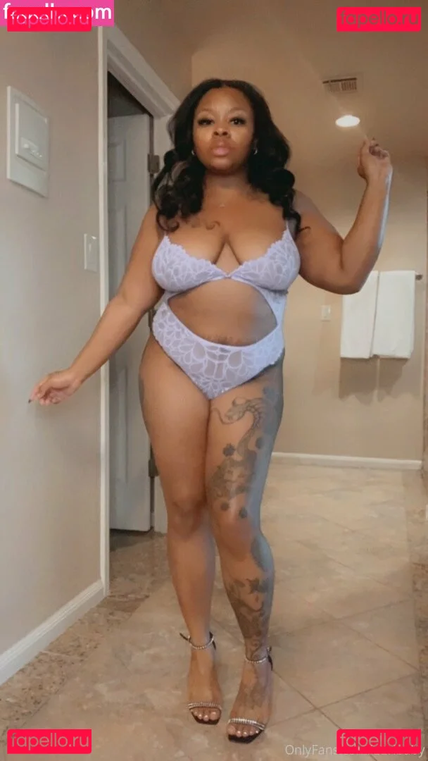 daribaby Onlyfans Photo Gallery 