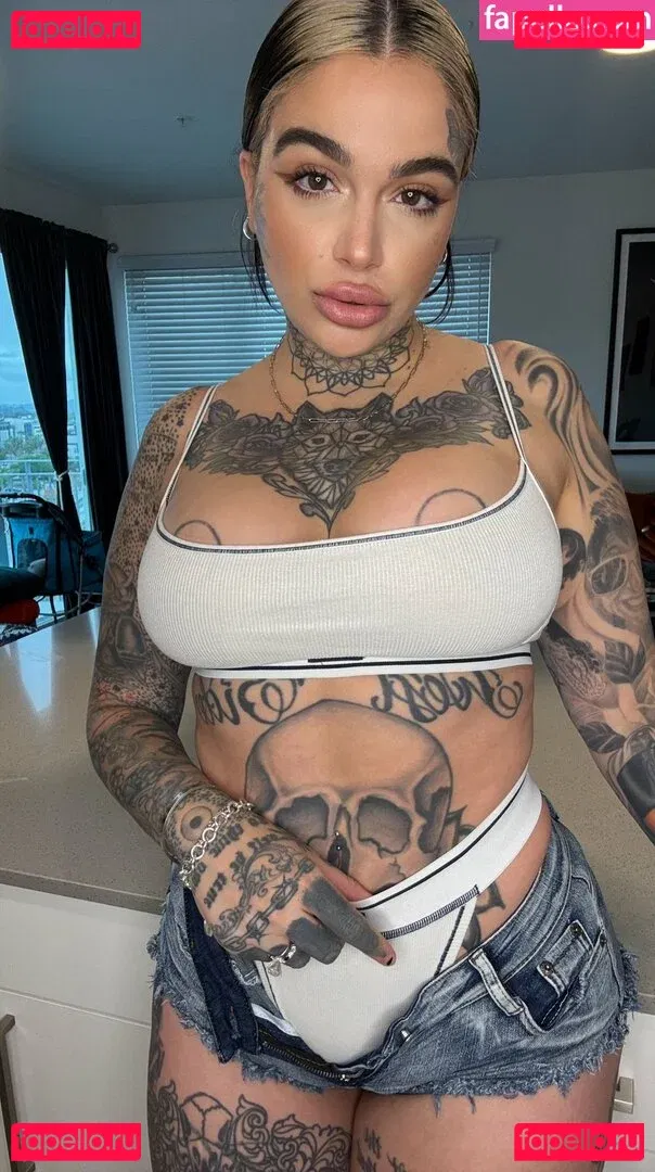 Leigh Raven Onlyfans Photo Gallery 