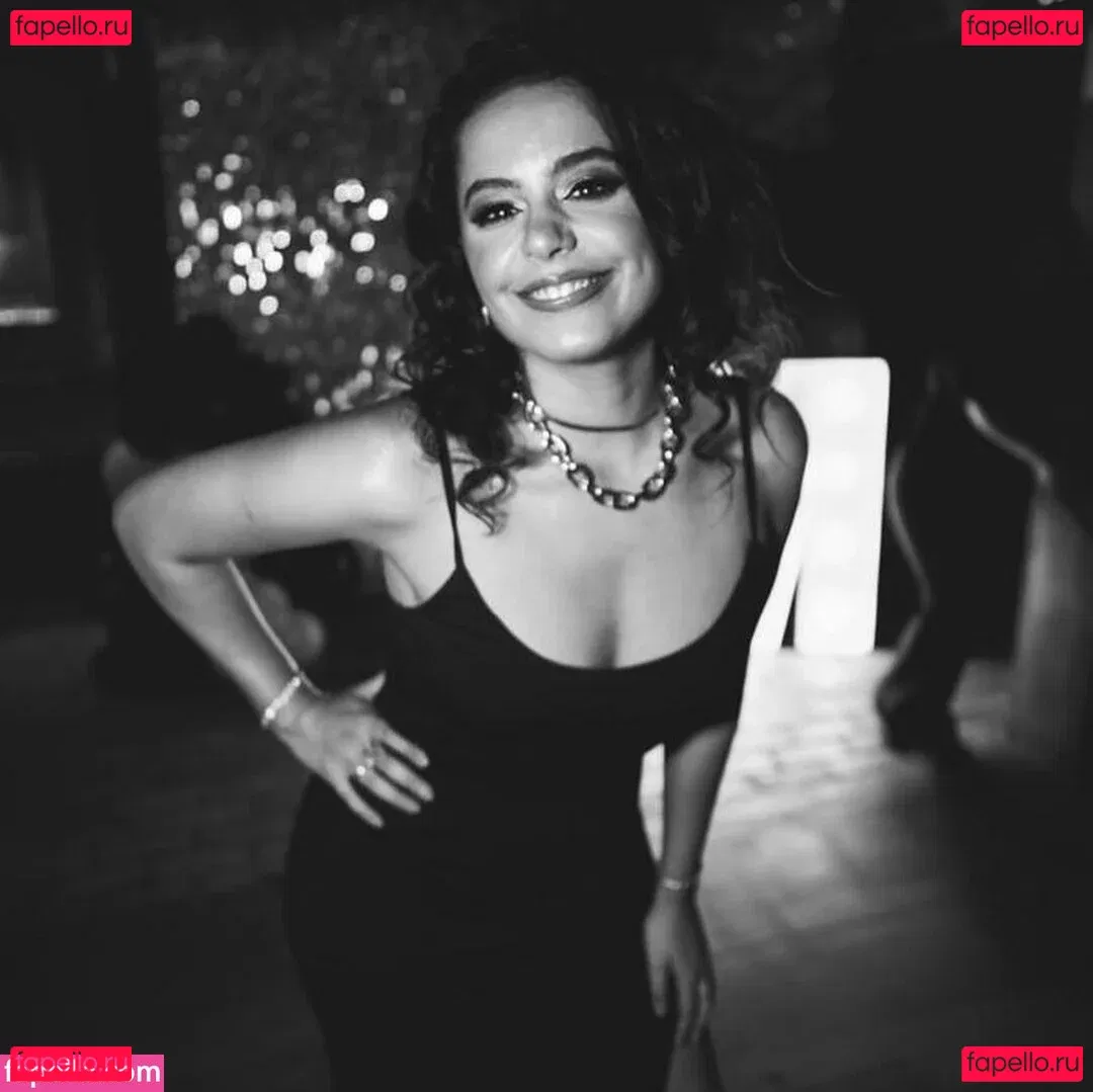 Yasmin Ali Yassine Onlyfans Photo Gallery 