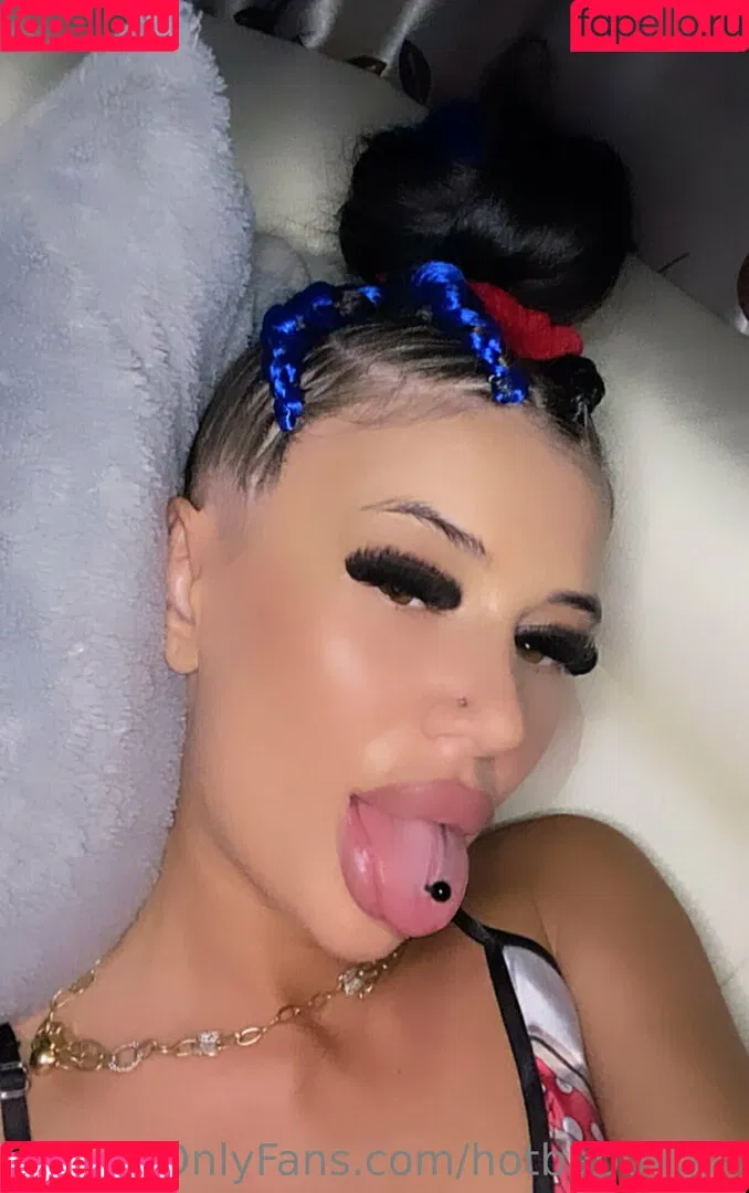 hotbabbygirl Onlyfans Photo Gallery 