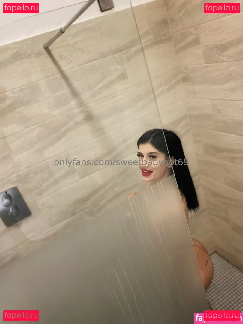 hotbabbygirl Onlyfans Photo Gallery 