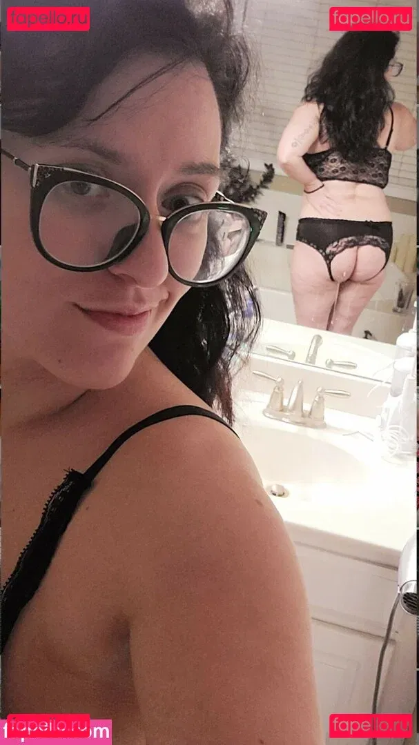 schmateyosaurus Onlyfans Photo Gallery 