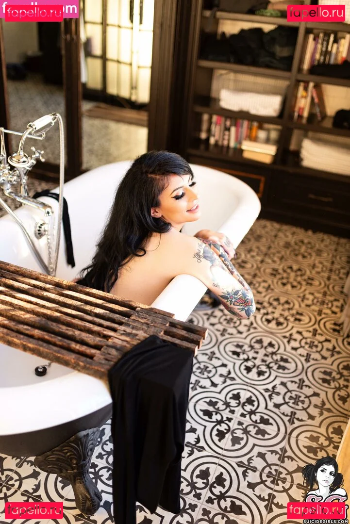 Belladona Onlyfans Photo Gallery 