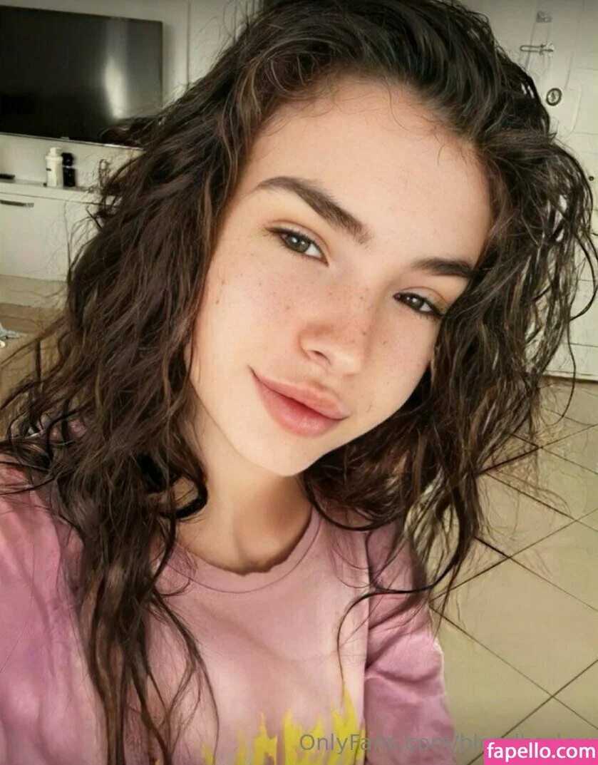 blondharley Onlyfans Photo Gallery 