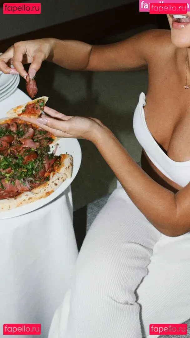 Bella Campos Onlyfans Photo Gallery 